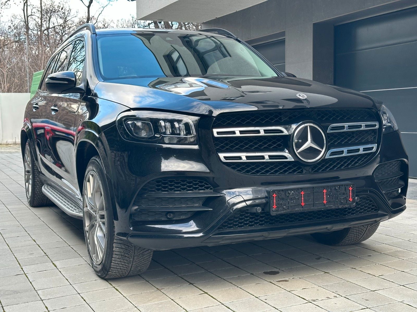 MERCEDES-BENZ GLS 400