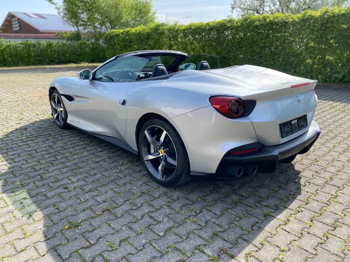 FERRARI Portofino - Bild 1