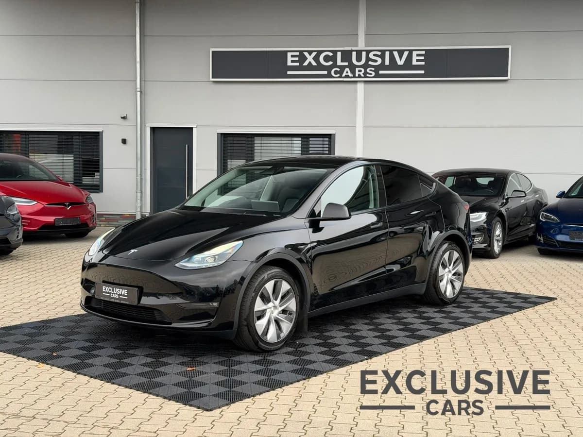 TESLA Model Y - Bild 1
