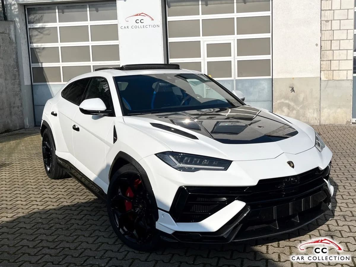 LAMBORGHINI Urus - Bild 1
