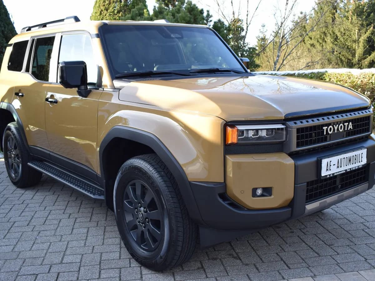 TOYOTA Land Cruiser - Bild 1