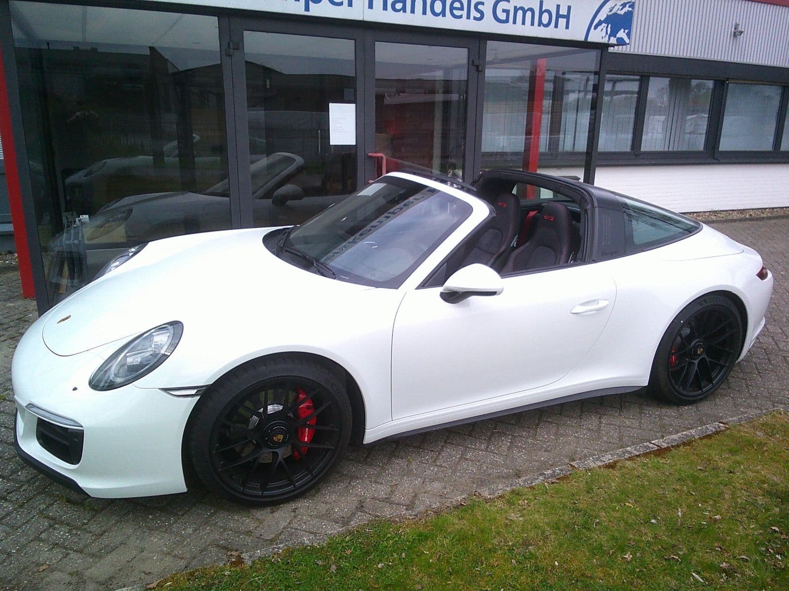PORSCHE 911 - Bild 1