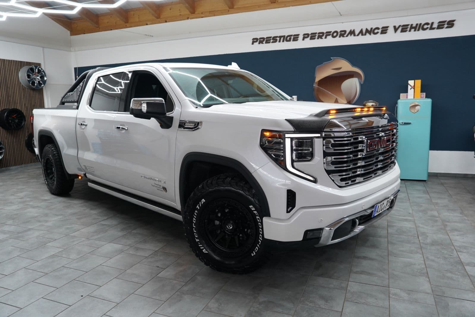 GMC Sierra - Bild 1