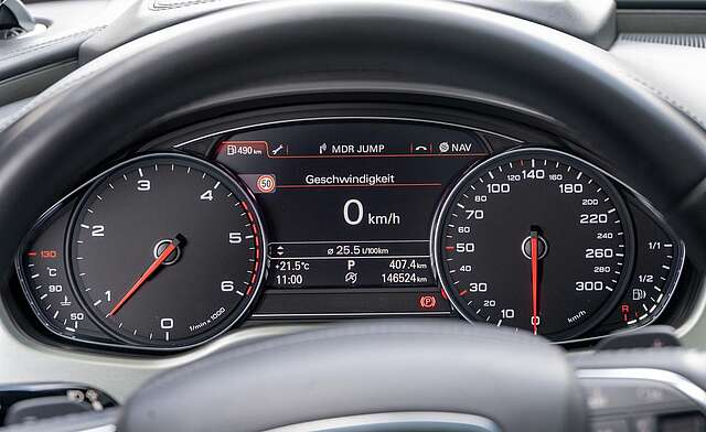Audi A8 3.0 TDI Quattro lang,Pano,Nachtsicht