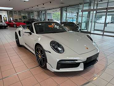 Porsche 992 992 Turbo S Cabriolet. Sport Design Paket