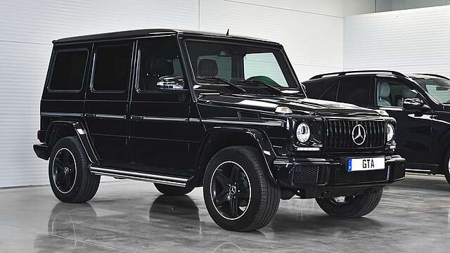 Mercedes-Benz G350 D Standheizung AHK AMG Räder 19