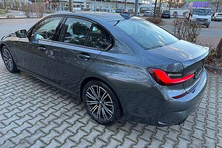 BMW 320 3 Lim. 320 i xDrive M Sport,HIFI,Alarm,LiveCockp