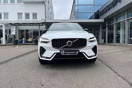 Volvo XC60 XC60 B4*AWD*Plus Dark*NP71710*H&amp;K*360°*20Z*ACC