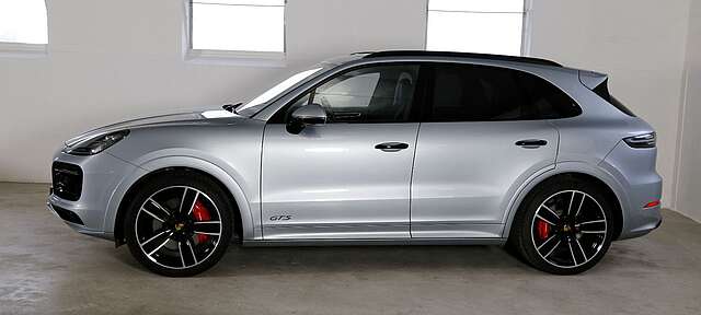 Porsche Cayenne GTS,PDCC,Luft,22,HeadUp,ACC,Pano, VOLL !