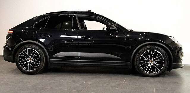 Porsche Macan 4*Luft*HeadUp*AHK*Bose*INNO*360*14w-M