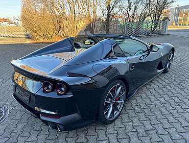 Ferrari 812 812 GTS - Vollsausstatt. - Lifiting - Apple ...