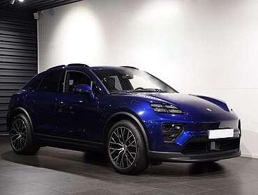 Porsche Macan Macan Electric 4*LUFTFEDG*PANO*INNO*BOSE*22&quot;