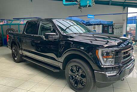 Ford F 150 F 150 Lariat SuperCrew 5.0L V8 Black Edition