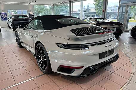 Porsche 992 992 Turbo S Cabriolet. Sport Design Paket