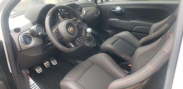 Abarth 695 Competizione