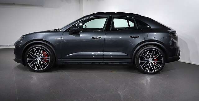 Porsche Macan 4S*2025*LUFT*MEMORY*PANO*Offroad*22&quot;*ACC