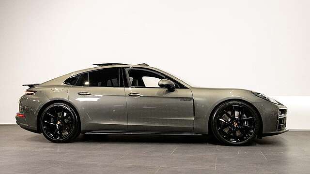 Porsche Panamera 4 E-Hybrid*2025*SportDesign*SportAbgas