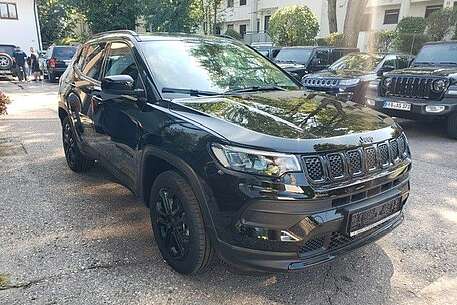 Jeep Compass Compass Night Eagle Mild-Hybrid FWD