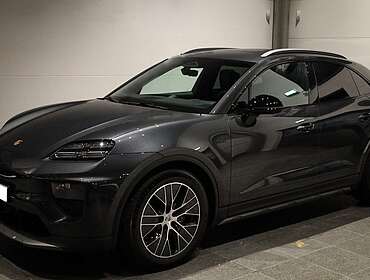 Porsche Macan Macan*0km*NEU*PANO*LUFT*MEMORY*OffroadDesign*ACC