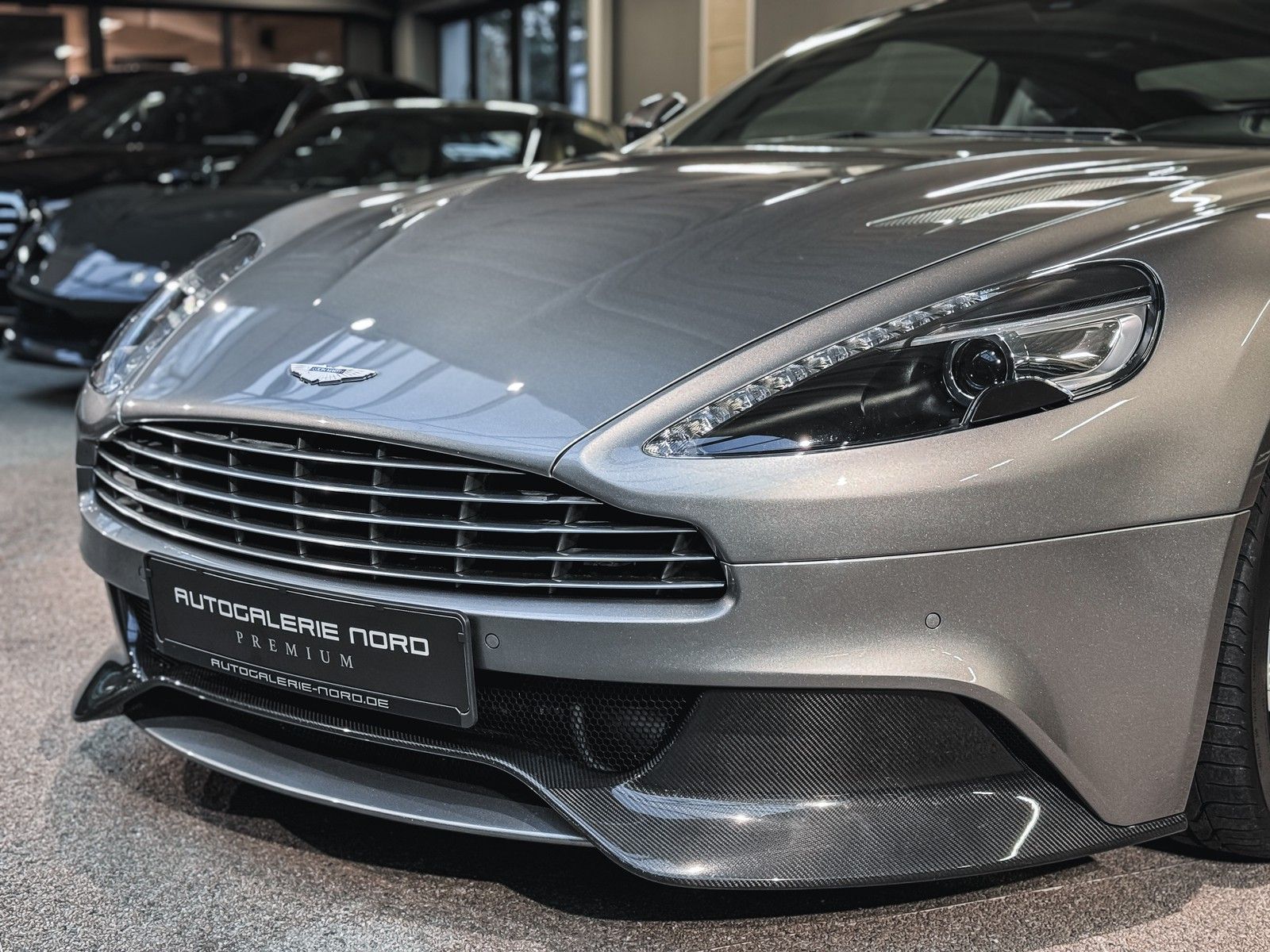 Aston Martin Vanquish Vanquish V12 Volante+ AM-Garantie 2025