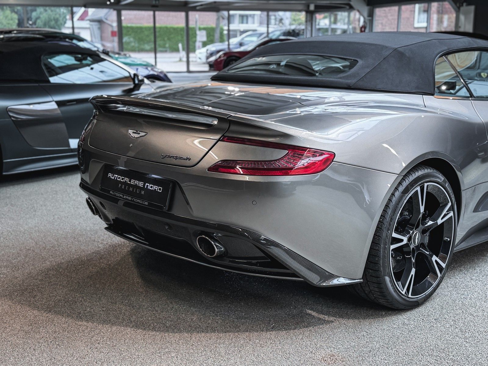 Aston Martin Vanquish Vanquish V12 Volante+ AM-Garantie 2025