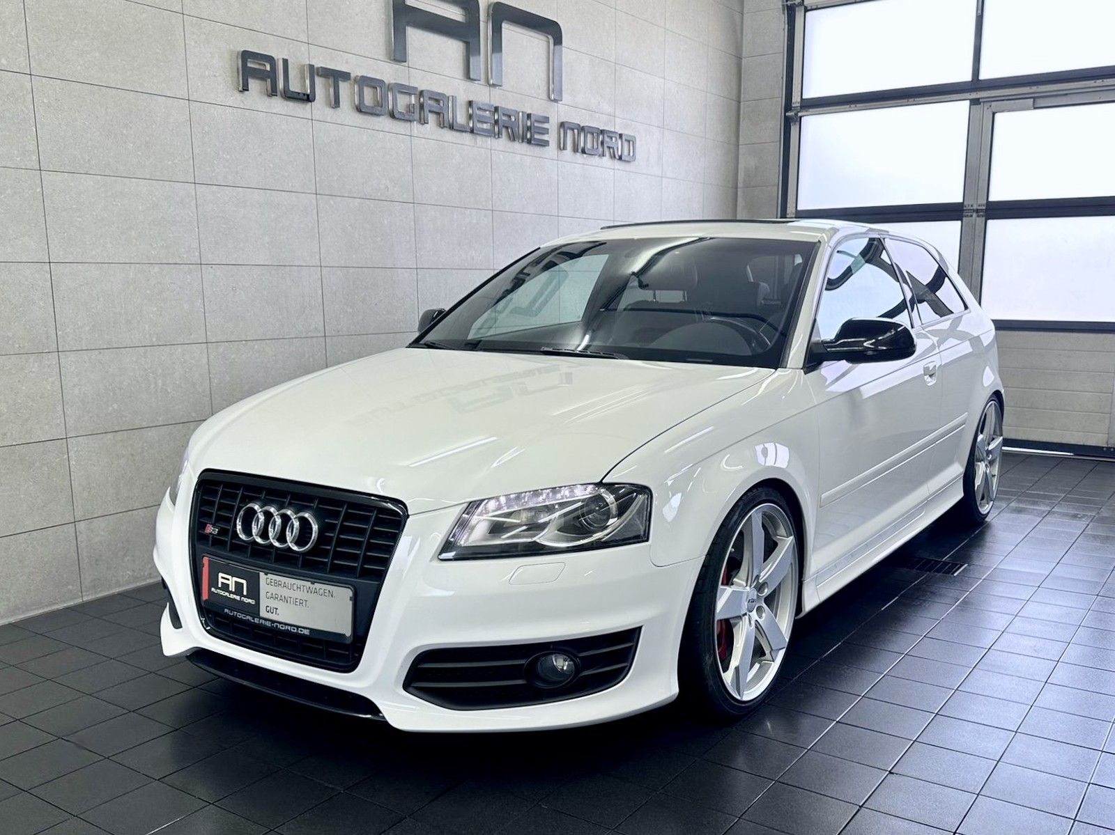 Audi S3 S3 quattro Audi-Exclusive Schalensitze+e.SHD+BOS