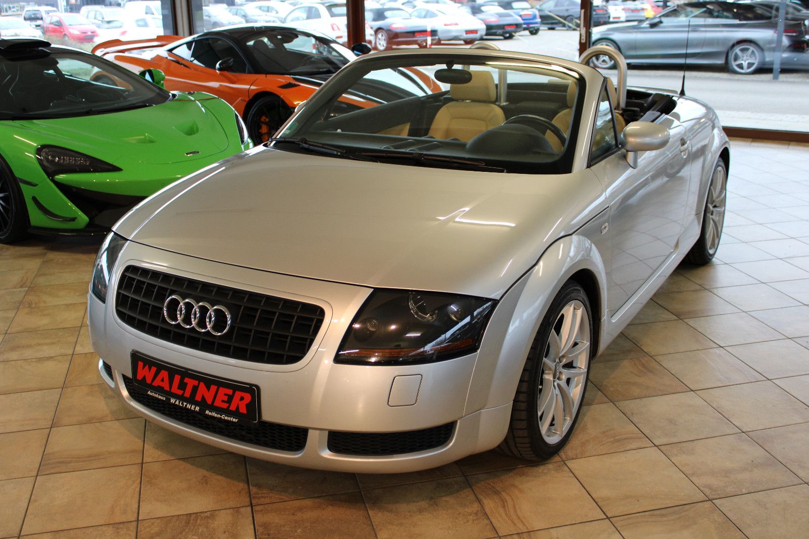 Audi TT TT 1.8 T Roadster *Bestzust.+2. Hand+Deutsch*