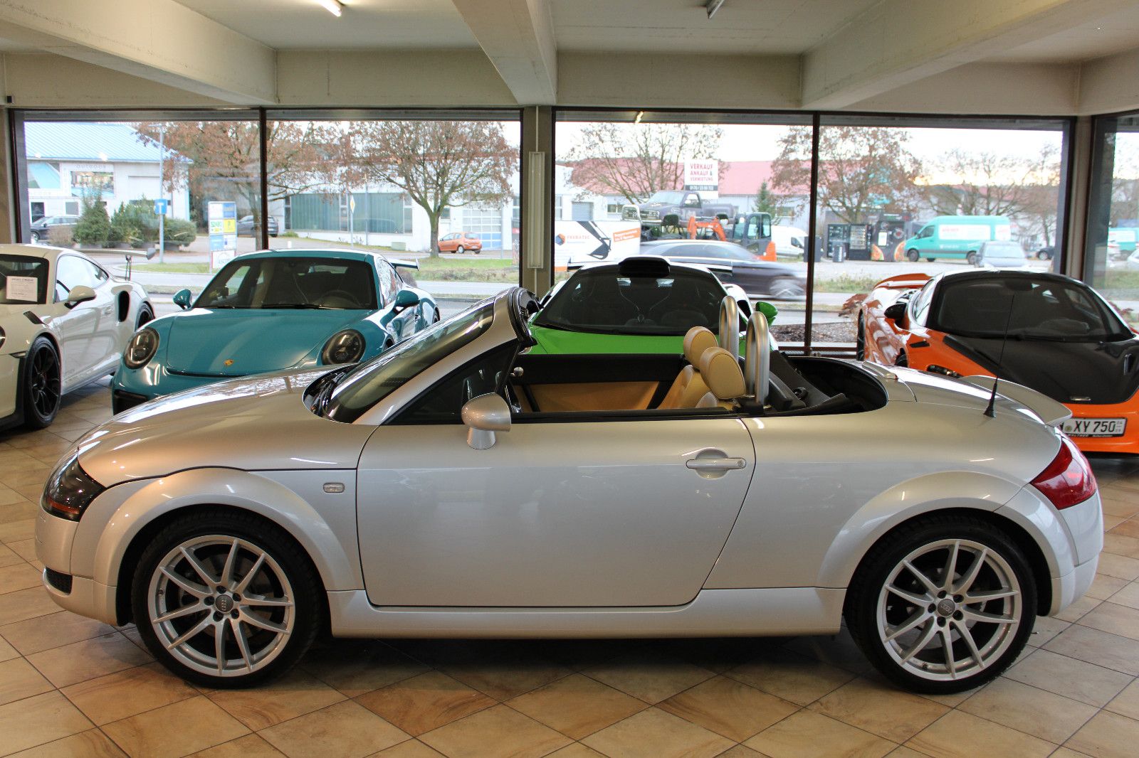 Audi TT TT 1.8 T Roadster *Bestzust.+2. Hand+Deutsch*