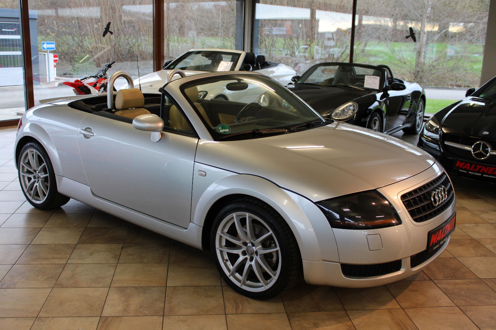 Audi TT TT 1.8 T Roadster *Bestzust.+2. Hand+Deutsch*