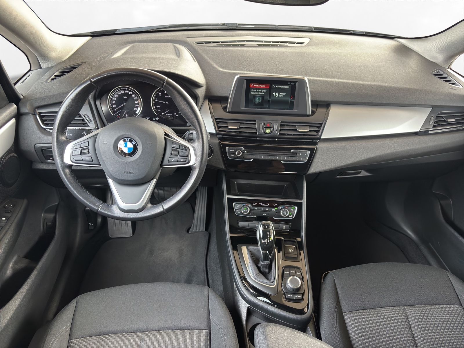 BMW 220 Active Tourer 220 i Active Tourer Advantage AHK