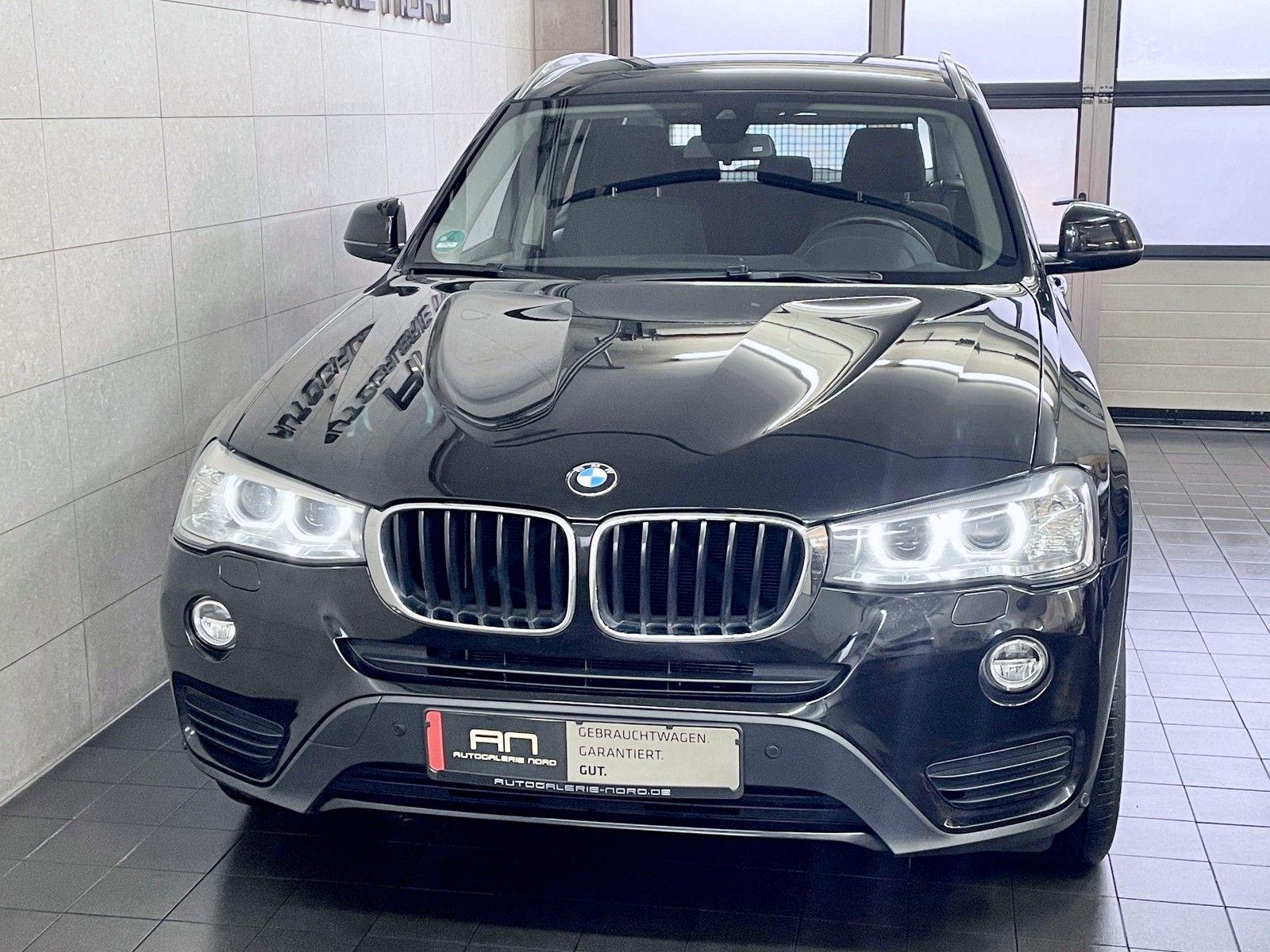 BMW X3 X3 Navi+Xenon+Lenkradheiz+s.AHK+PDCC