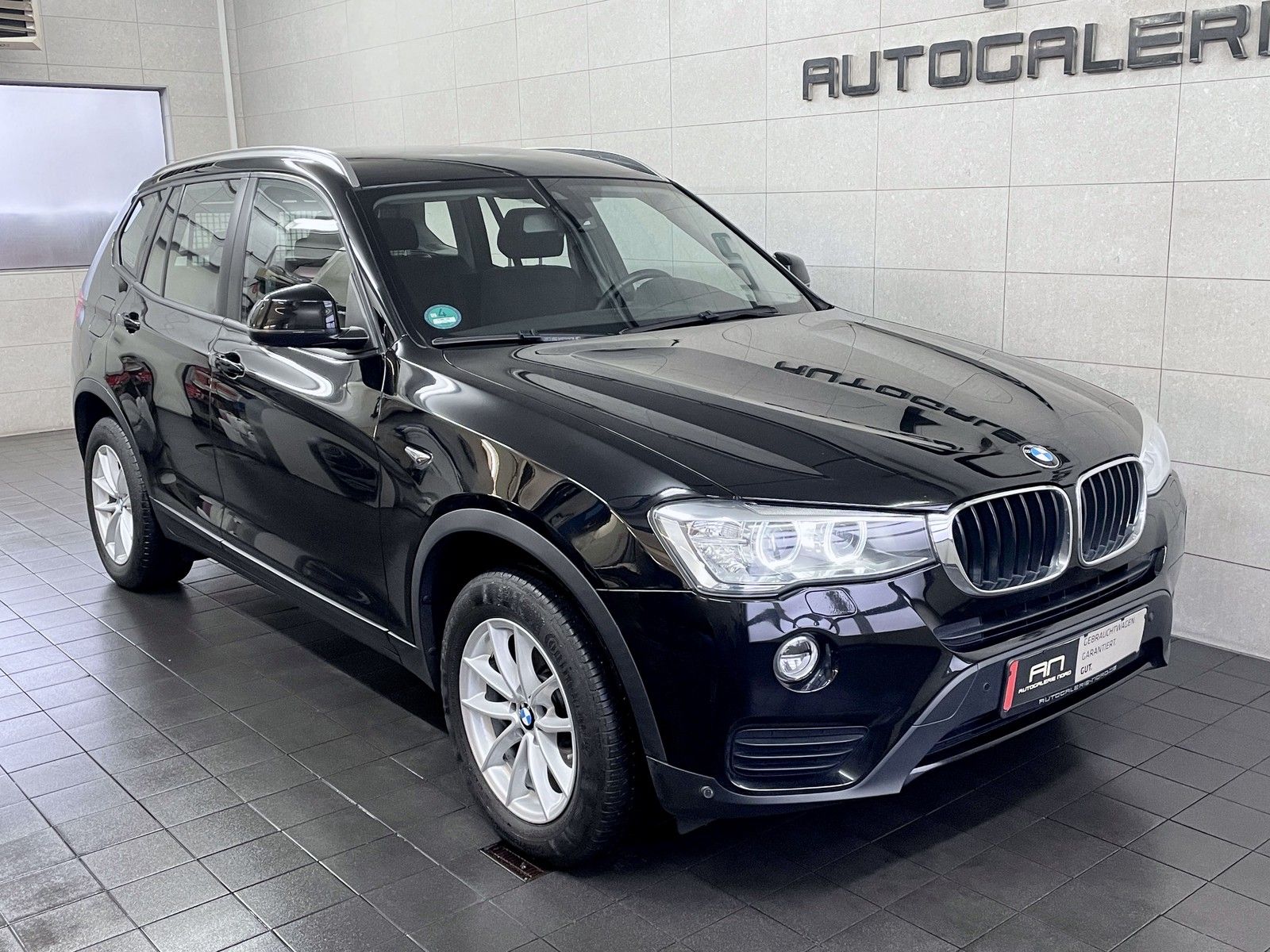 BMW X3 X3 Navi+Xenon+Lenkradheiz+s.AHK+PDCC