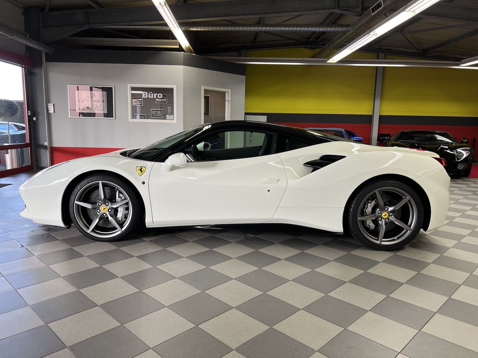 Ferrari 488 GTB 488 GTB unfallfrei*Scheckheft*Racing Seats*Lift