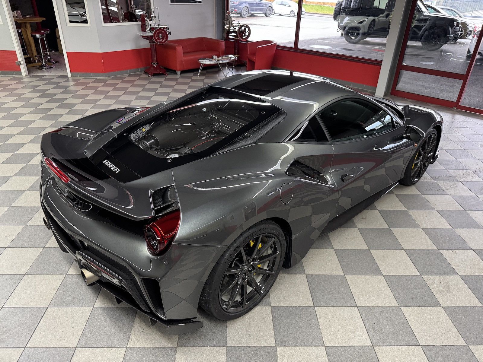 Ferrari 488 Pista 488 Pista Dt. Auto*1.Hand*u-frei*Carbon Felgen