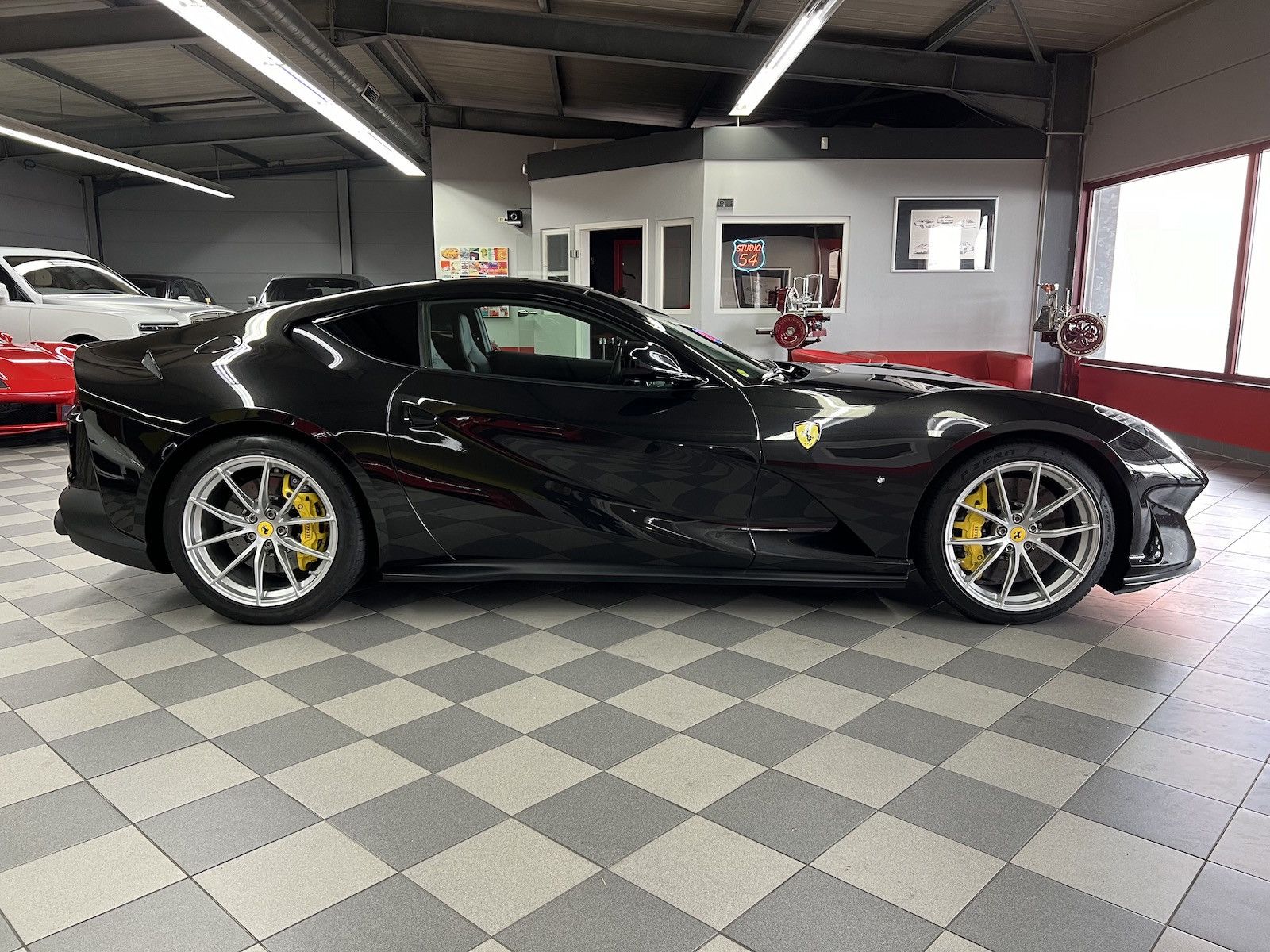 Ferrari 812 812 Superfast u-frei*Scheckheft*Racing Seats