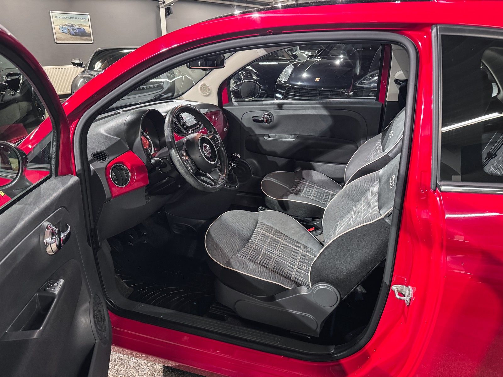 Fiat 500 500 Lounge Facelift+Panorama+PDC