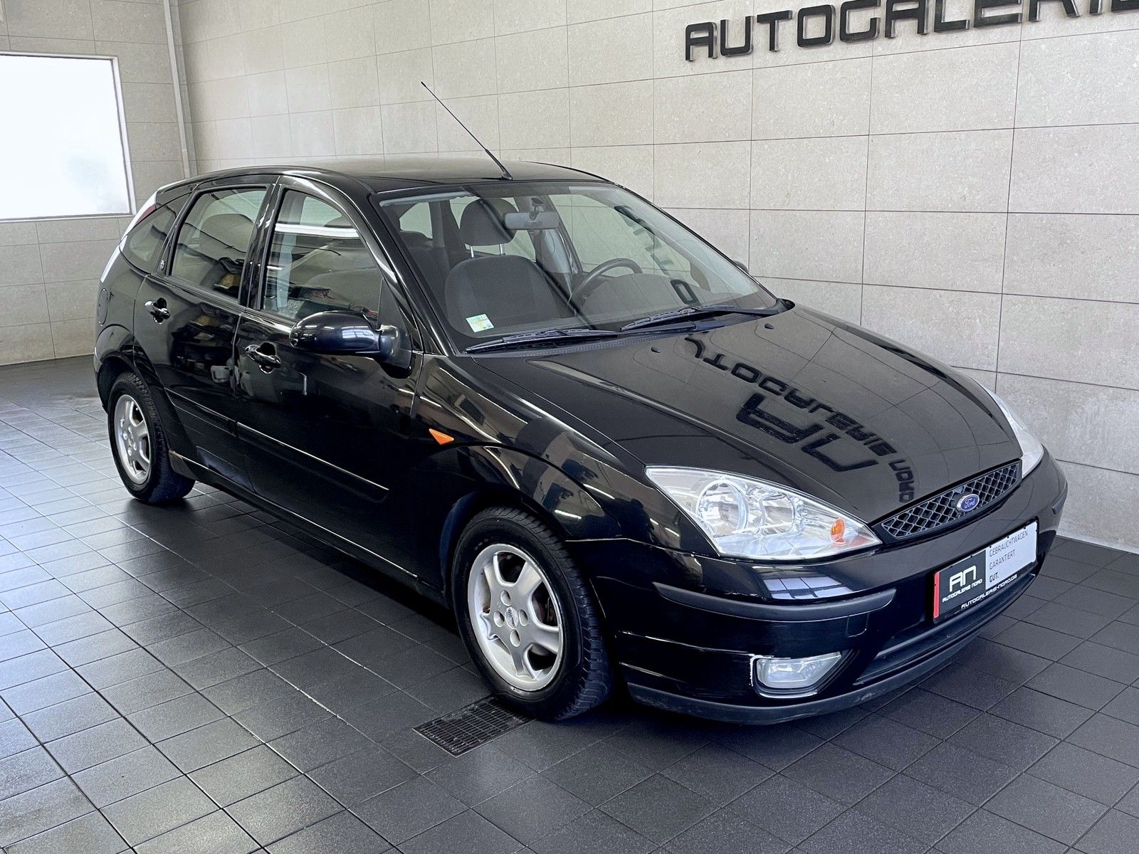 Ford Focus Focus Ghia 1.Hand+Klimatronic+Sitzheizung+Tüv ne