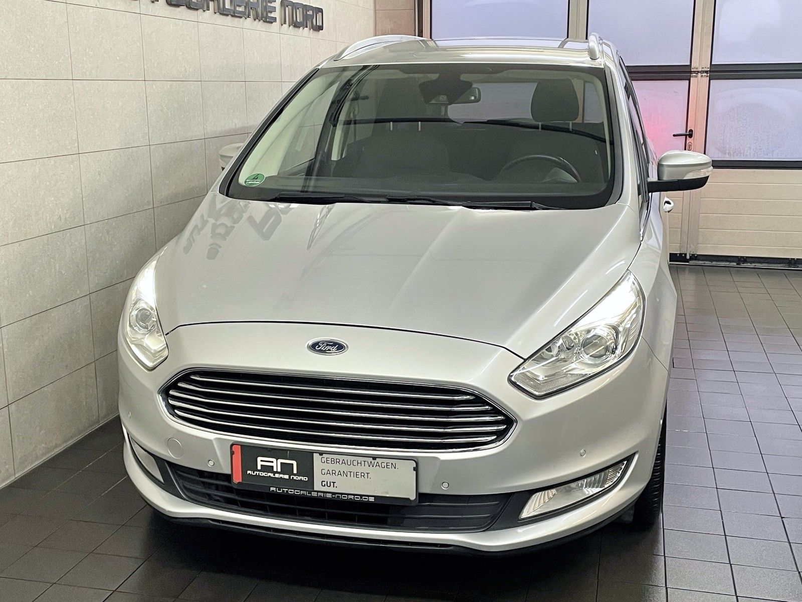 Ford Galaxy Galaxy Titanium Navi+Keyfree+Apple-Car+7 Sitze