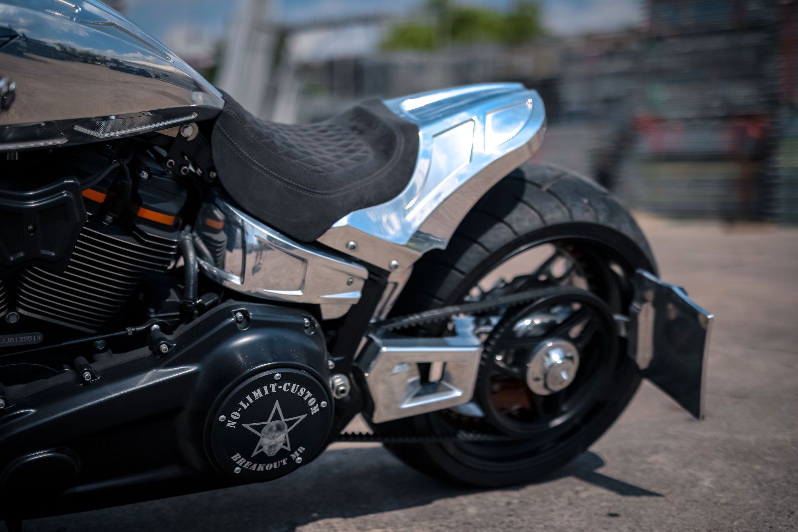 Harley-Davidson Breakout No Limit Custom