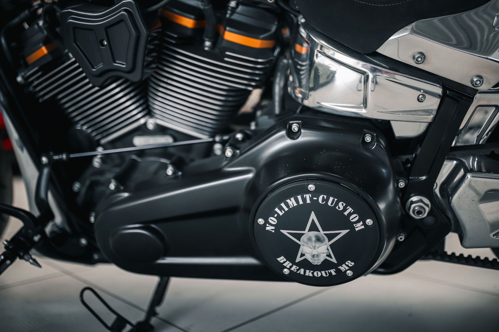 Harley-Davidson Breakout No Limit Custom