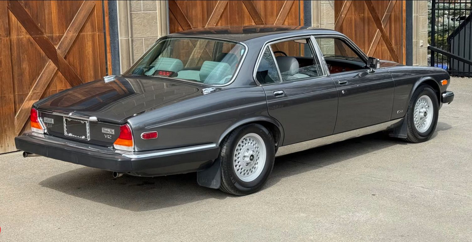 Jaguar XJ12 XJ12, Vanden Plas Edition, 1.Hand, 55.200 km