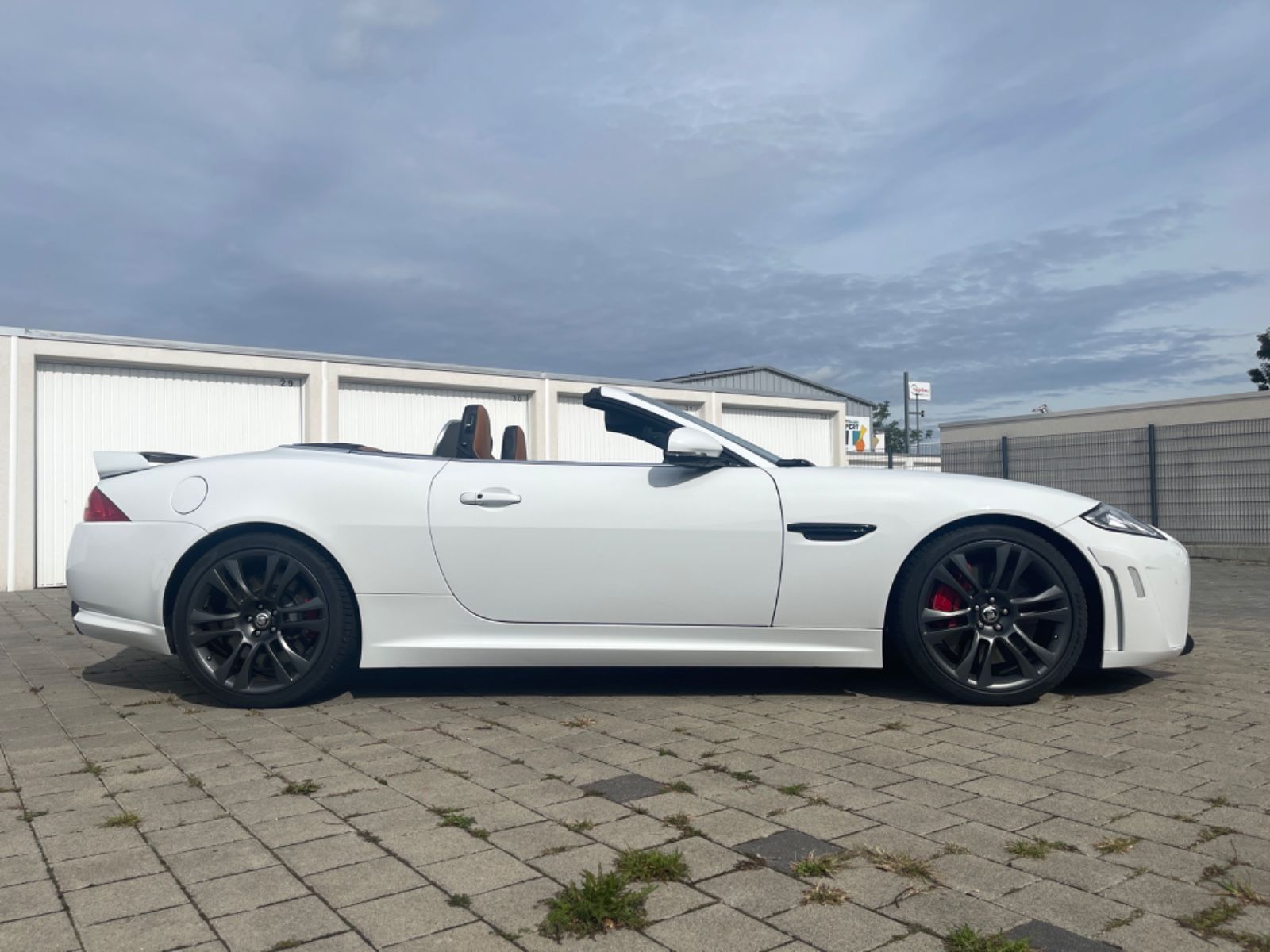 Jaguar XK XKR-S Cabrio / 2.Hand / Bi-Color