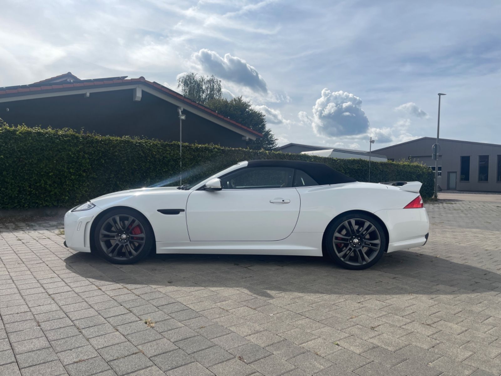 Jaguar XK XKR-S Cabrio / 2.Hand / Bi-Color