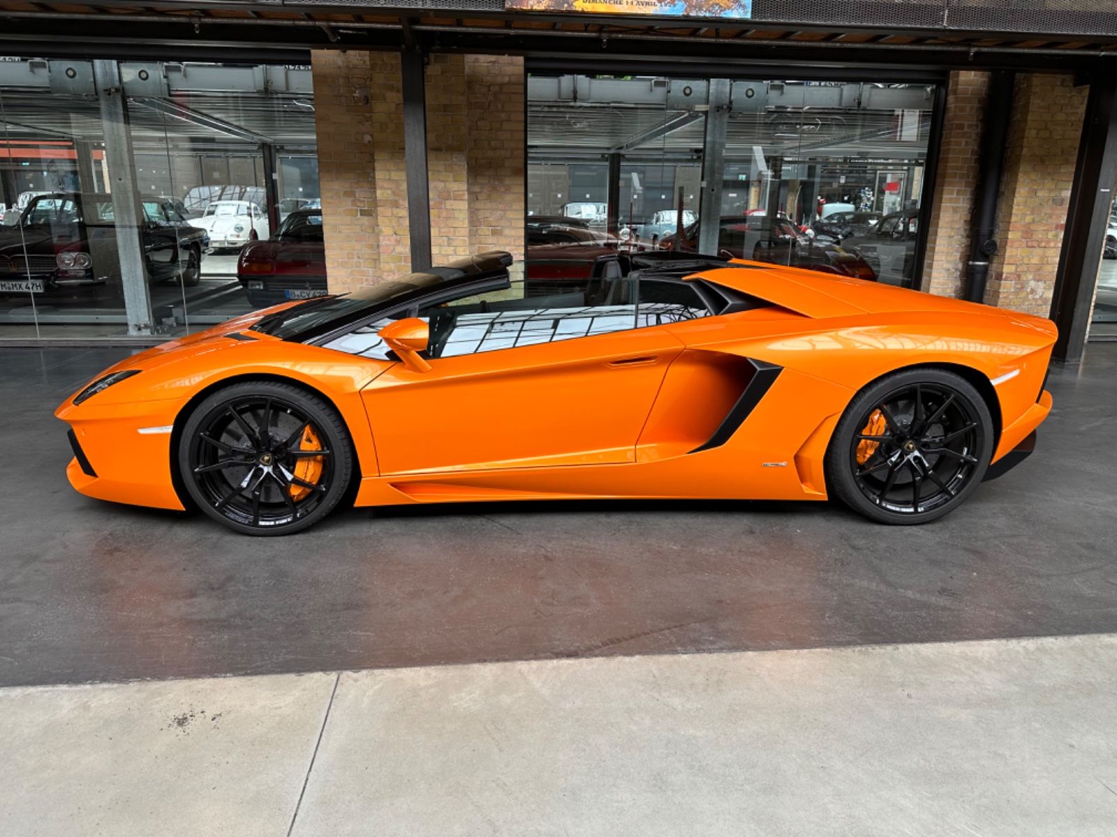 Lamborghini Aventador Aventador LP 700-4 Roadster