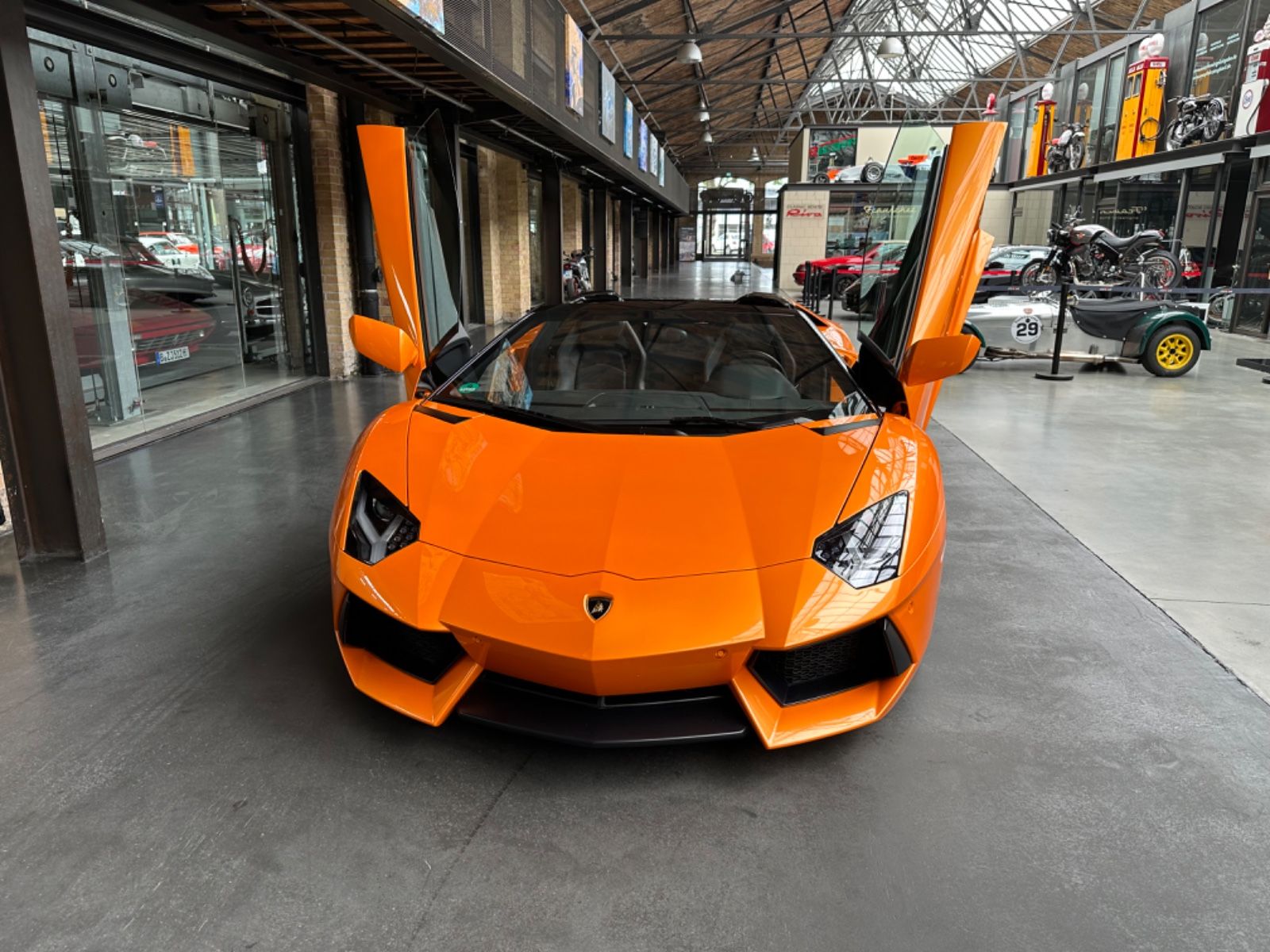 Lamborghini Aventador Aventador LP 700-4 Roadster