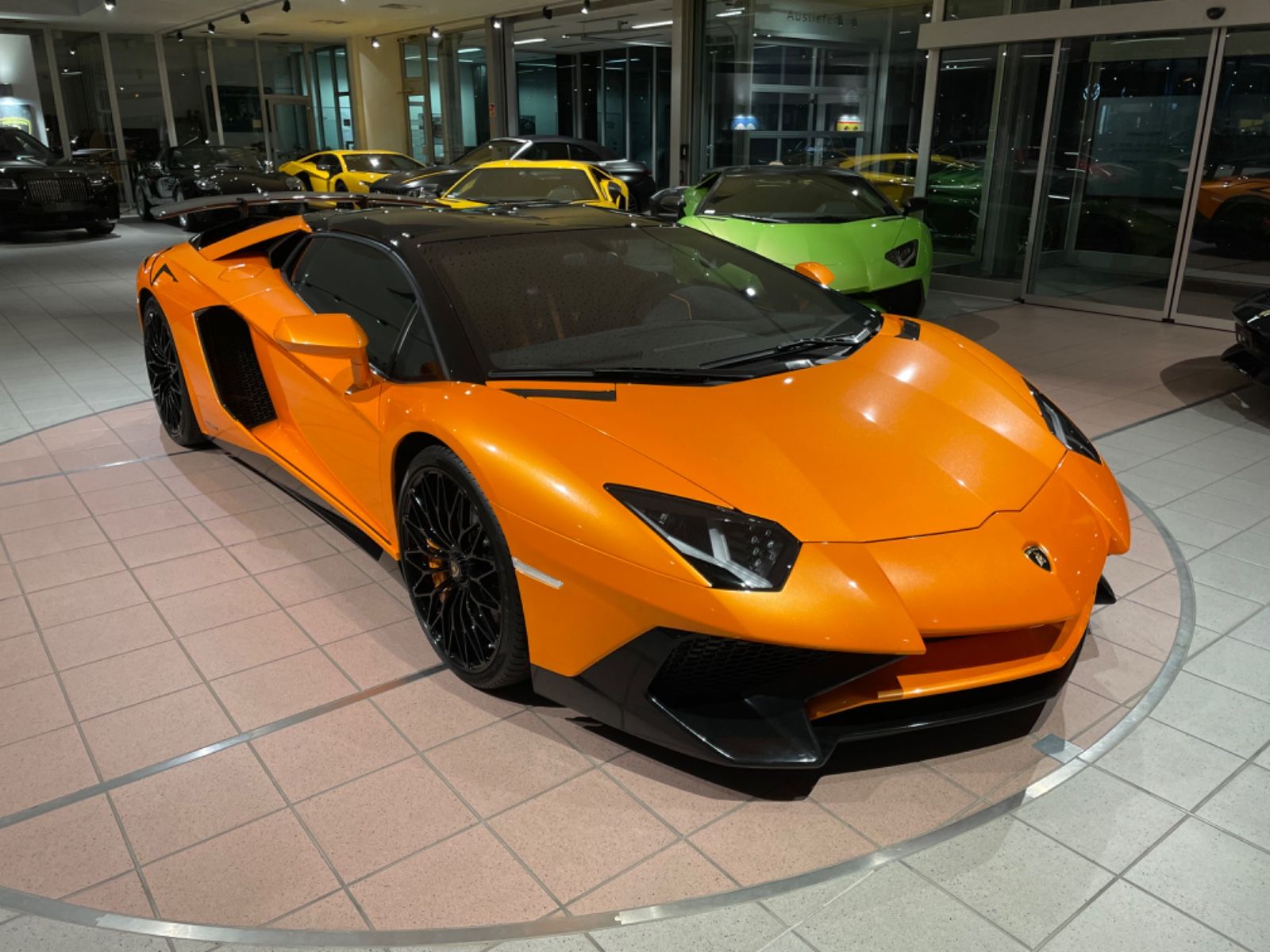 Lamborghini Aventador Aventador SV Roadster 1of 500 &quot;AD PERSONAM&quot;