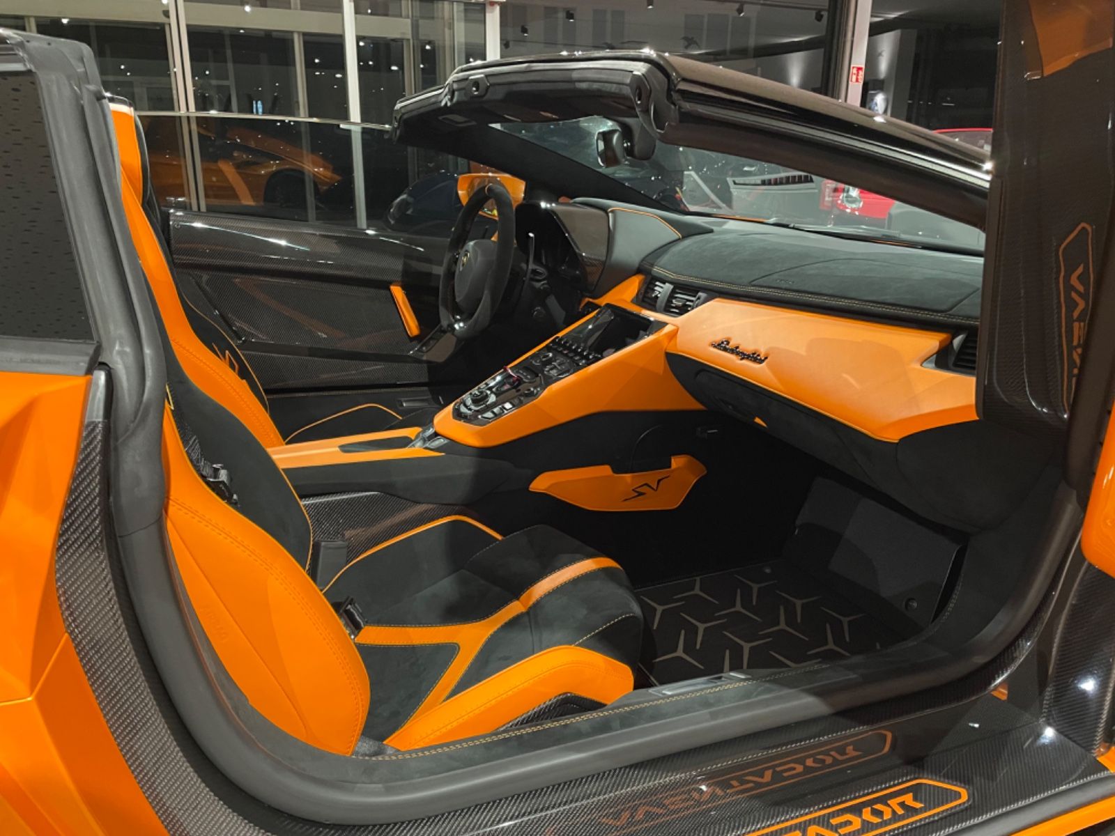 Lamborghini Aventador Aventador SV Roadster 1of 500 &quot;AD PERSONAM&quot;