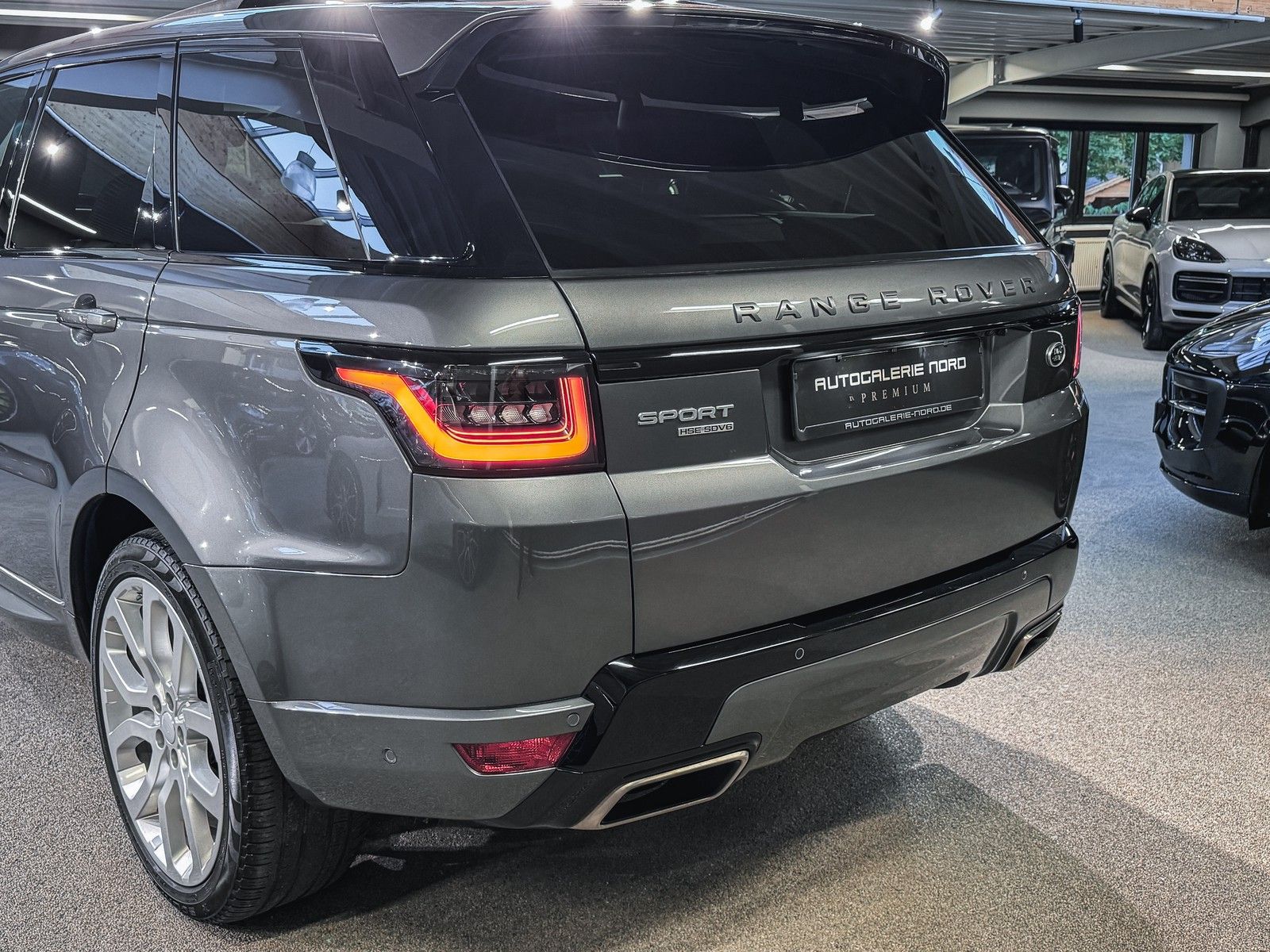 Land Rover Range Rover Sport Range Rover Sport HSE Dynamic