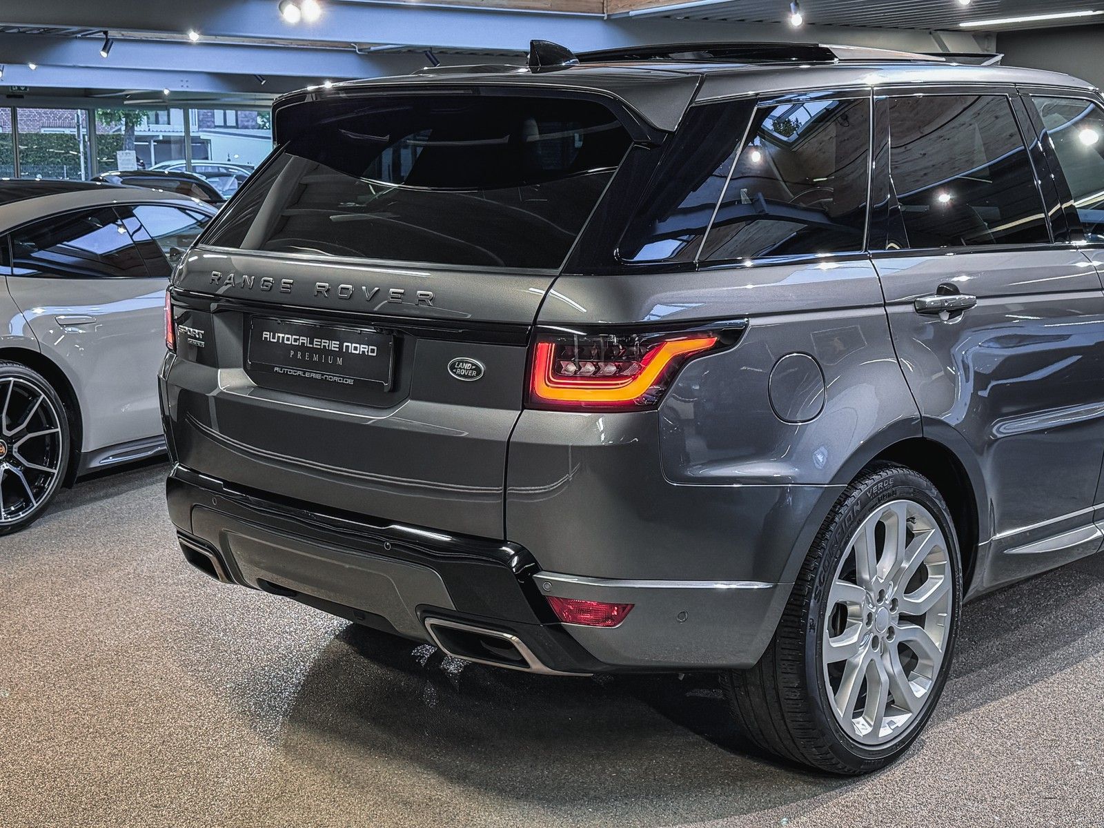 Land Rover Range Rover Sport Range Rover Sport HSE Dynamic