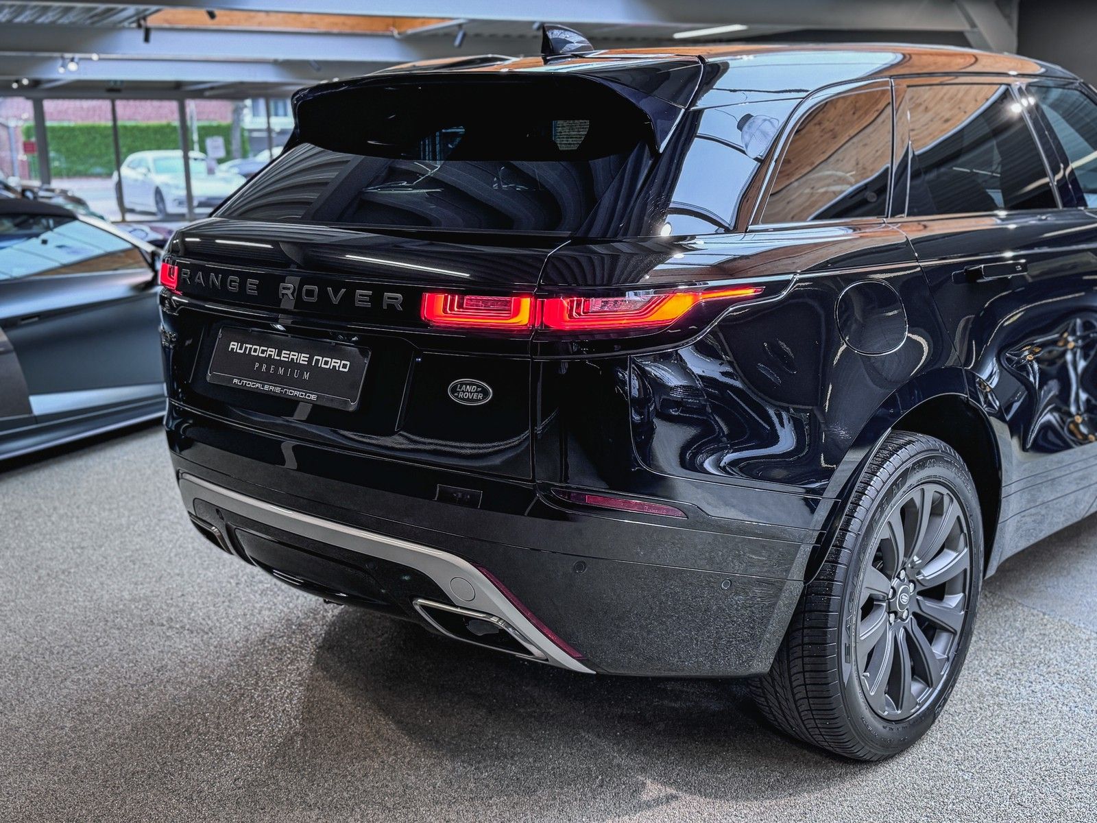 Land Rover Range Rover Velar Range Rover Velar R-Dynamic SE Pano+ACC+Matrix